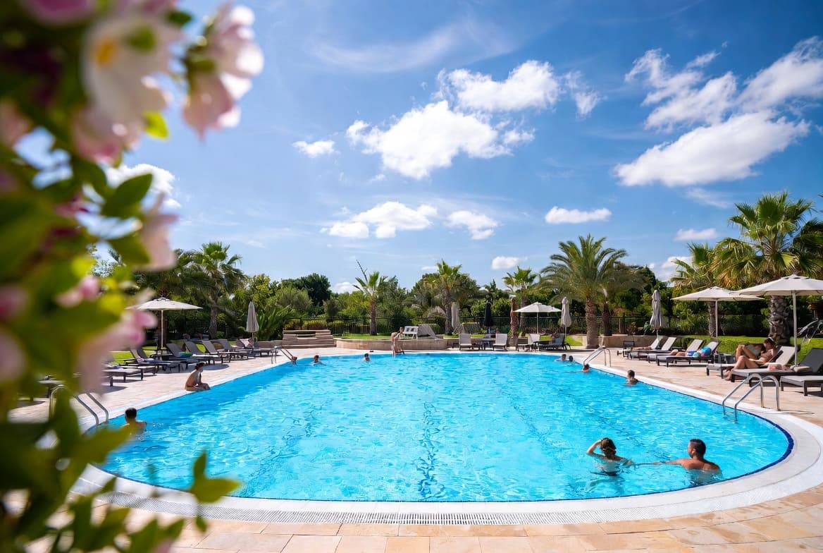 Member-driven club pool representing expanded PoolPulse operational coverage